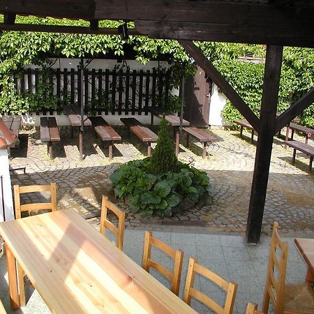 Penzion "U Kubinu" Pribyslav Exterior photo
